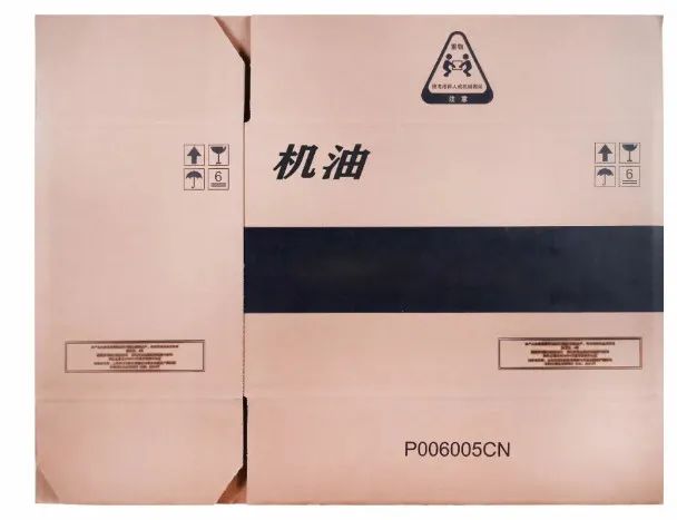 带机油字样与P006005CN字符的发展纸箱